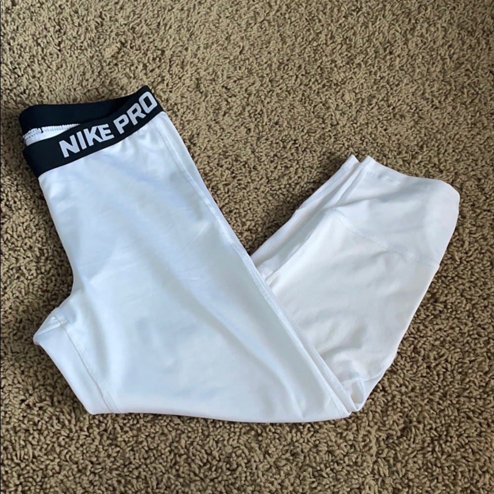 Nike Pro Capri leggings